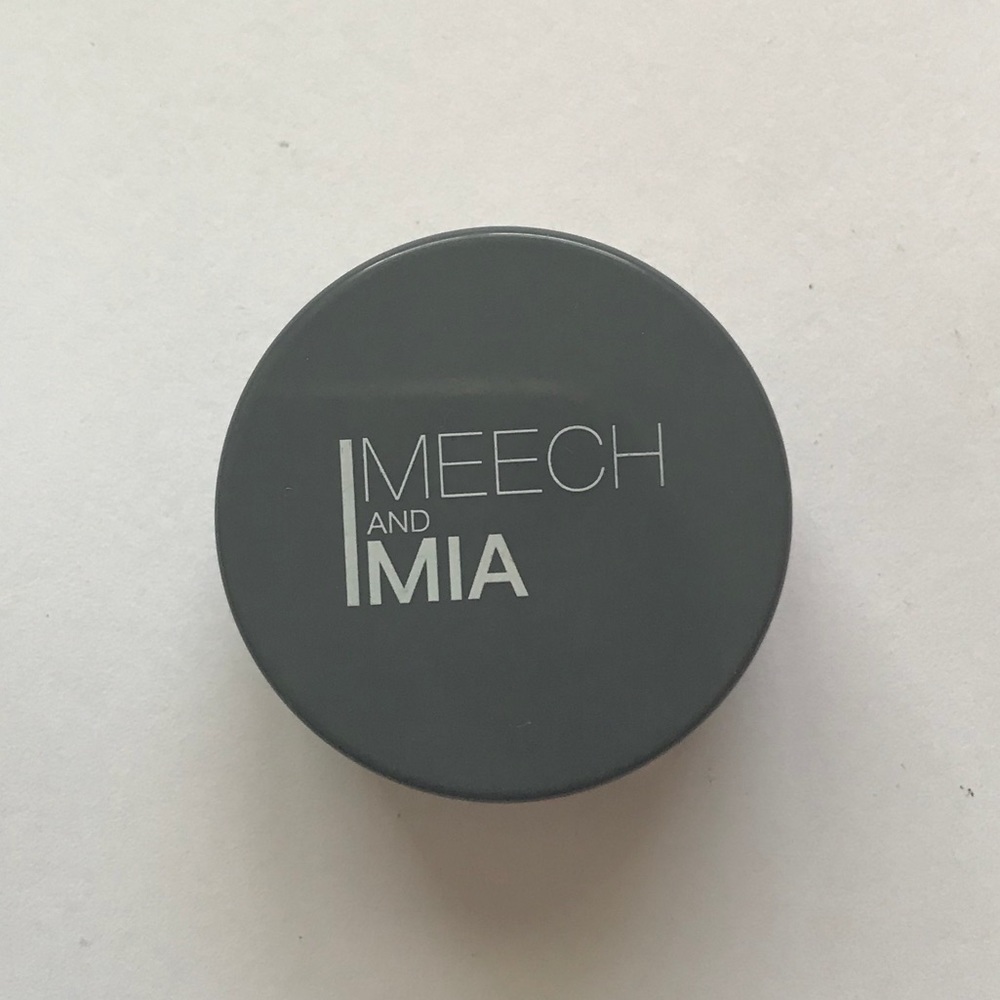 Meech and Mia Purple Metallic Loose Eyeshadow